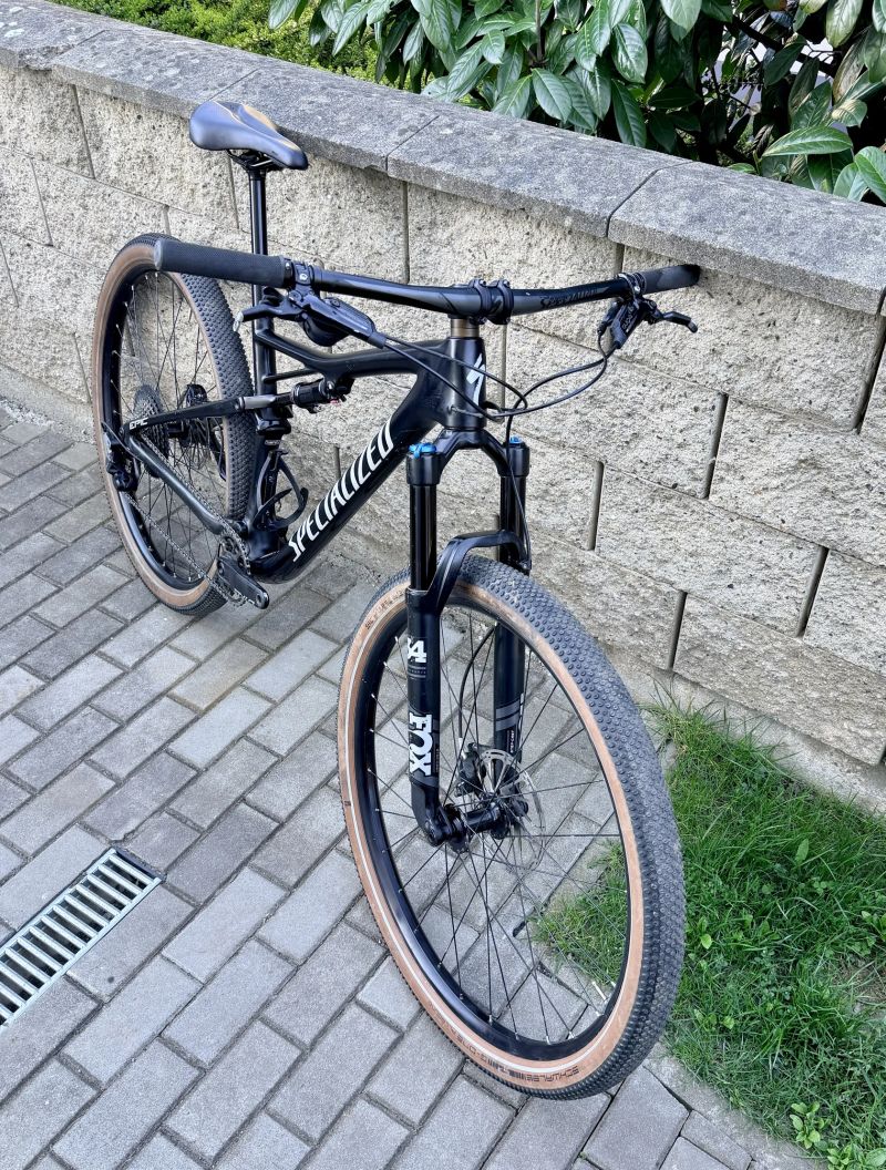 Specialized Epic carbon, vel. M