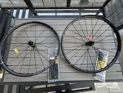 29" kola Mavic Crossmax SL S - nova