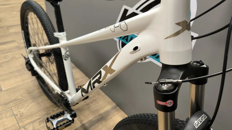 MRX Barbus FS 27,5 DEORE 1x10 bílo-zlatý