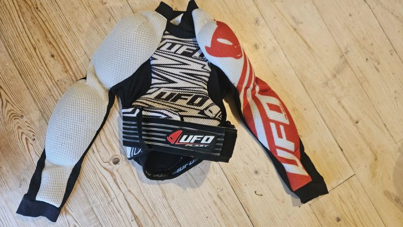 Dětský celotělový chránič XXS