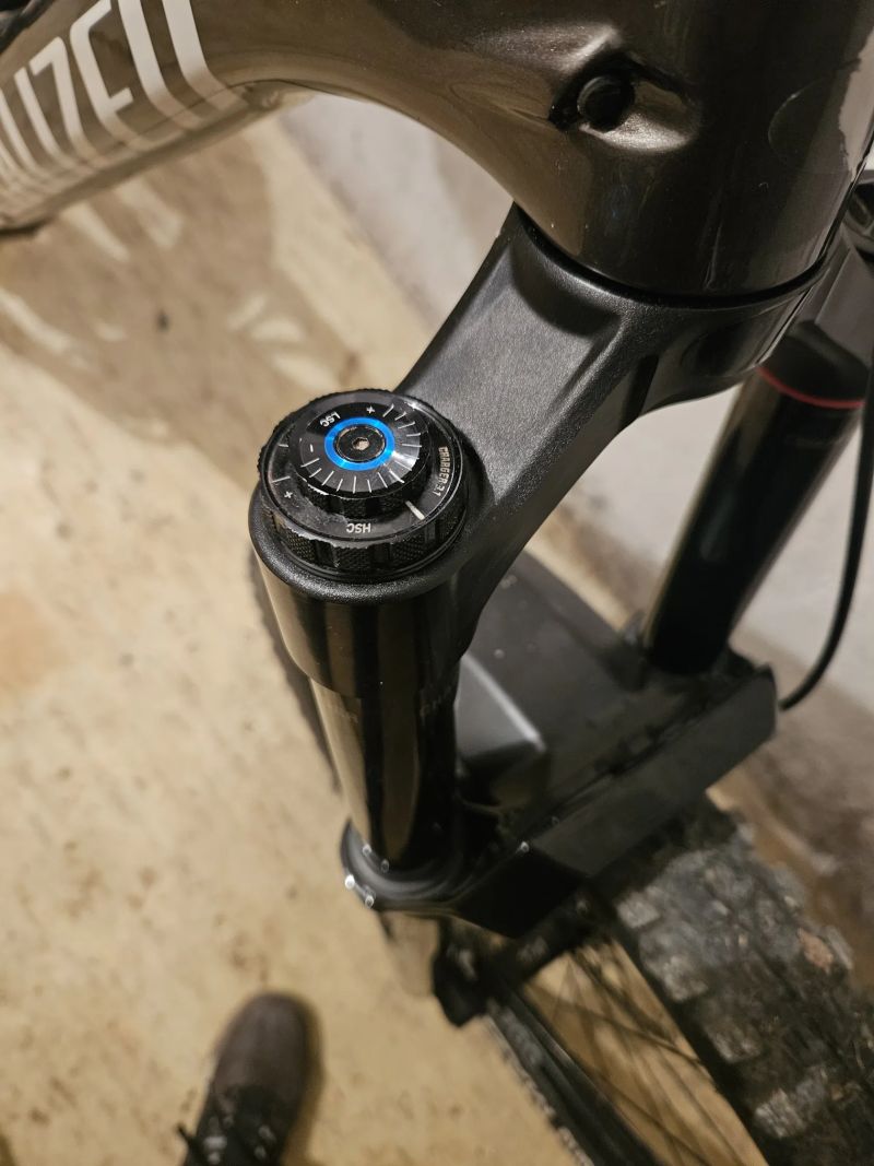  Nový Specialized Enduro Custom AXS S4 (L)