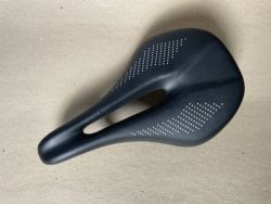 Karbonové sedlo ELITA ONE 123g