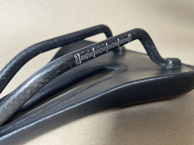 Karbonové sedlo ELITA ONE 123g