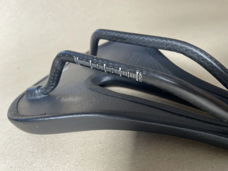 Karbonové sedlo ELITA ONE 123g