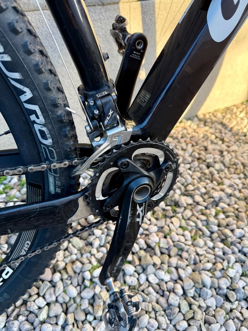 Karbonový Giant XTC 