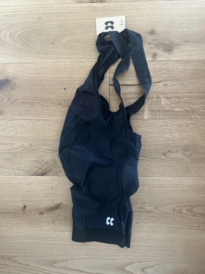 Nové kraťasy Kalas MOTION 2026 - velikost M (3) a L (4) - 45% sleva