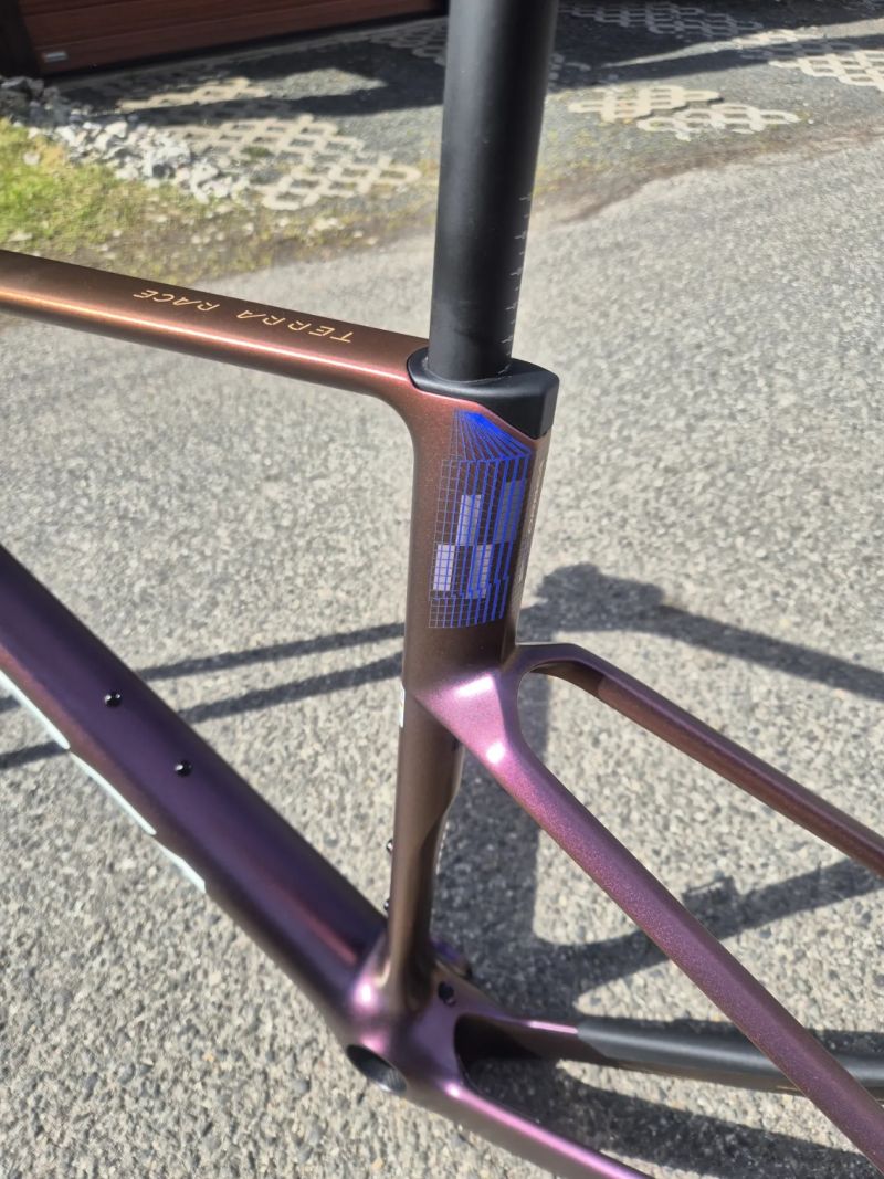 Gravel/ silniční rám Orbea Terra Race OMX