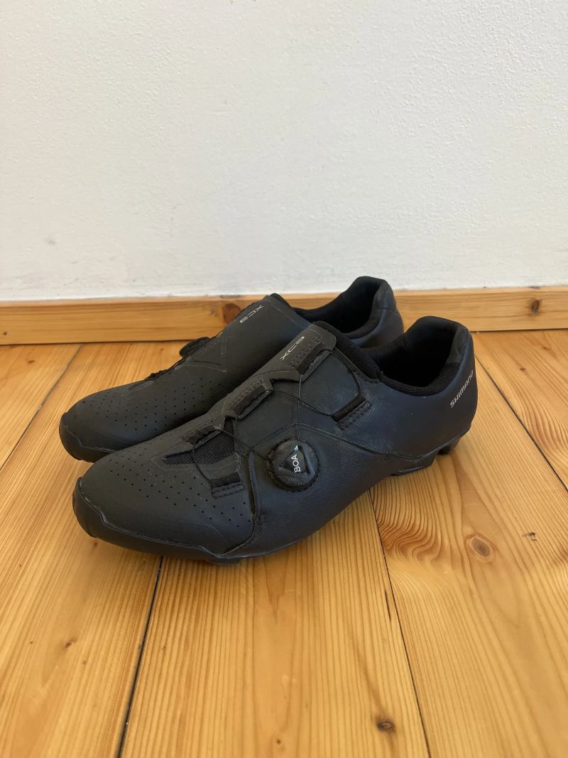 Shimano tretry XC3 černé.