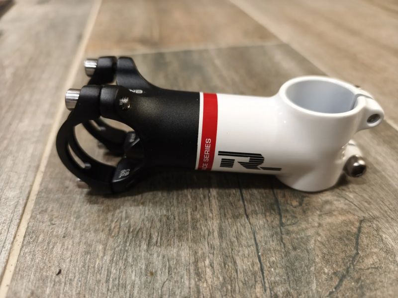 představce HOPE Renthal Crankbrothers RACEFACE Syncros REVE