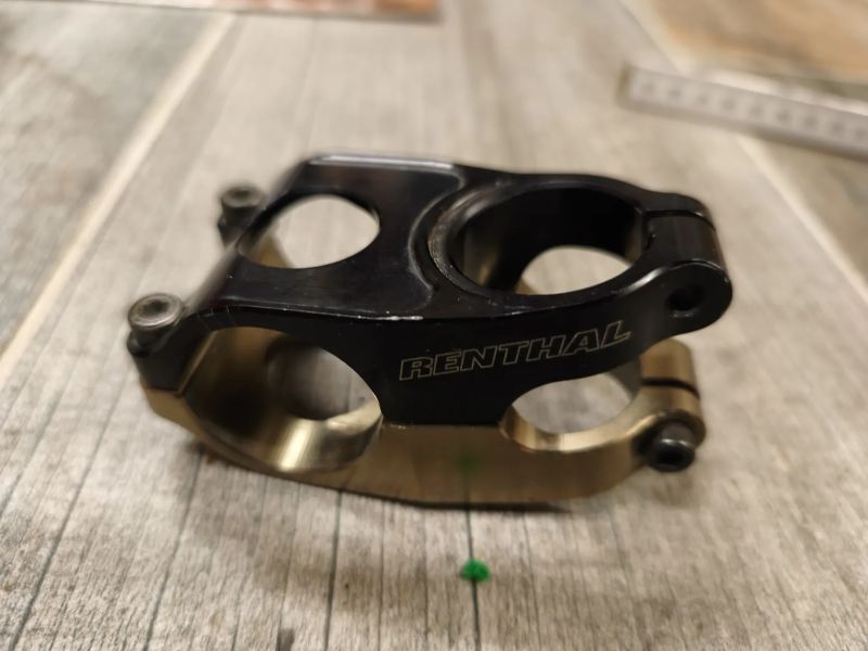představce HOPE Renthal Crankbrothers RACEFACE Syncros REVE