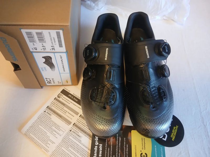 Karbonové, široké tretry, vel.45