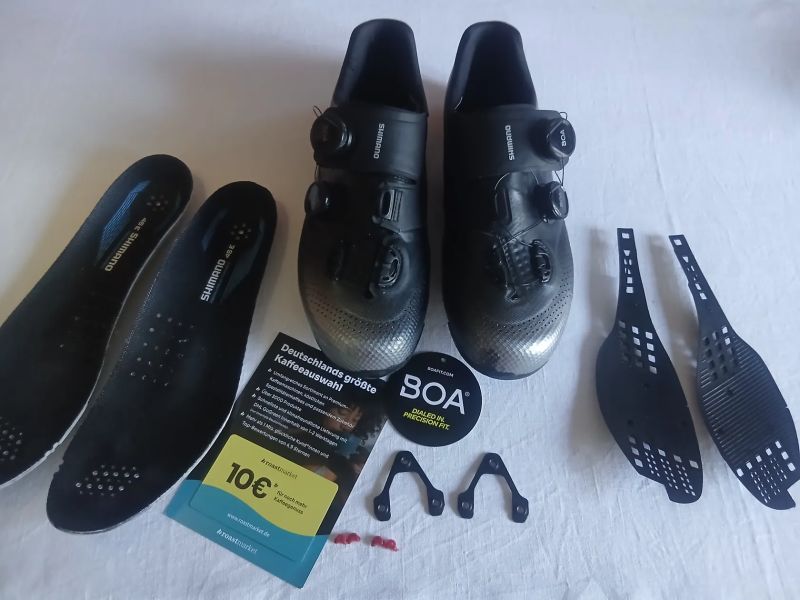 Karbonové, široké tretry, vel.45