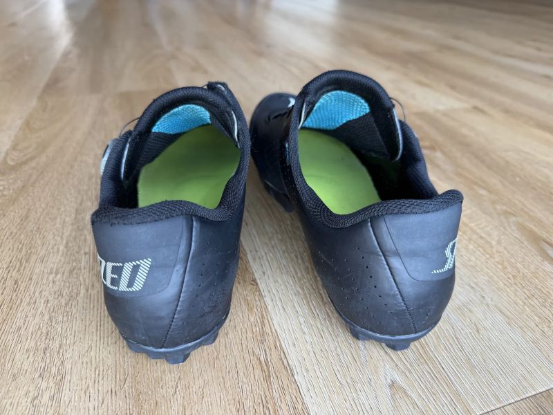 MTB tretry Specialized RECON 3.0