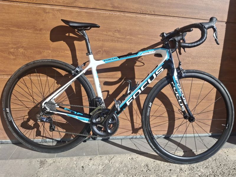 Silniční kolo Focus Izalco