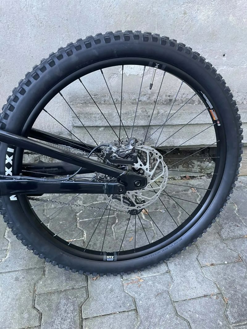 Rocky Mountain Powerplay A70, Fox 38, 108Nm, 1000W, XL, nová kola