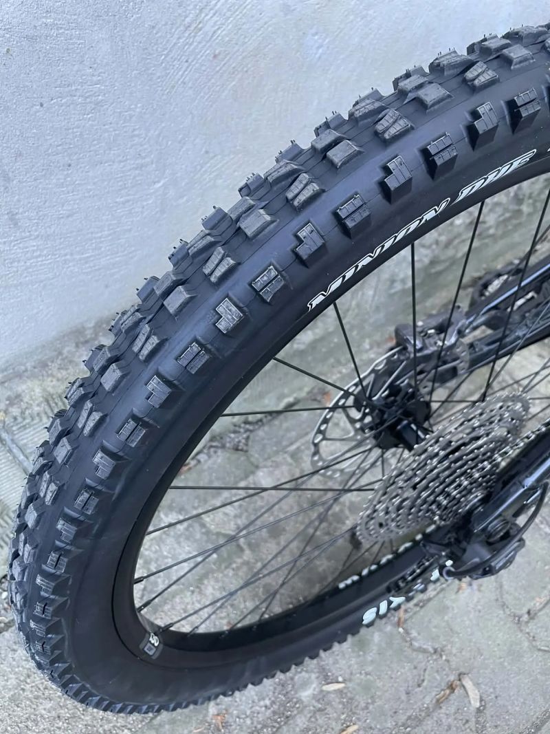 Rocky Mountain Powerplay A70, Fox 38, 108Nm, 1000W, XL, nová kola