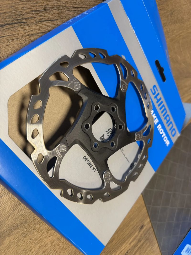 Brzdový kotouč Shimano XT SM-RT76-S (160cm)