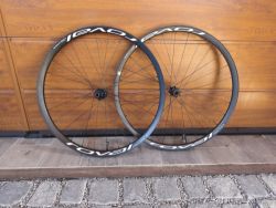 Zapletená kola ROVAL Control carbon 622x29 Boost DTswiss 350 SRAM XD