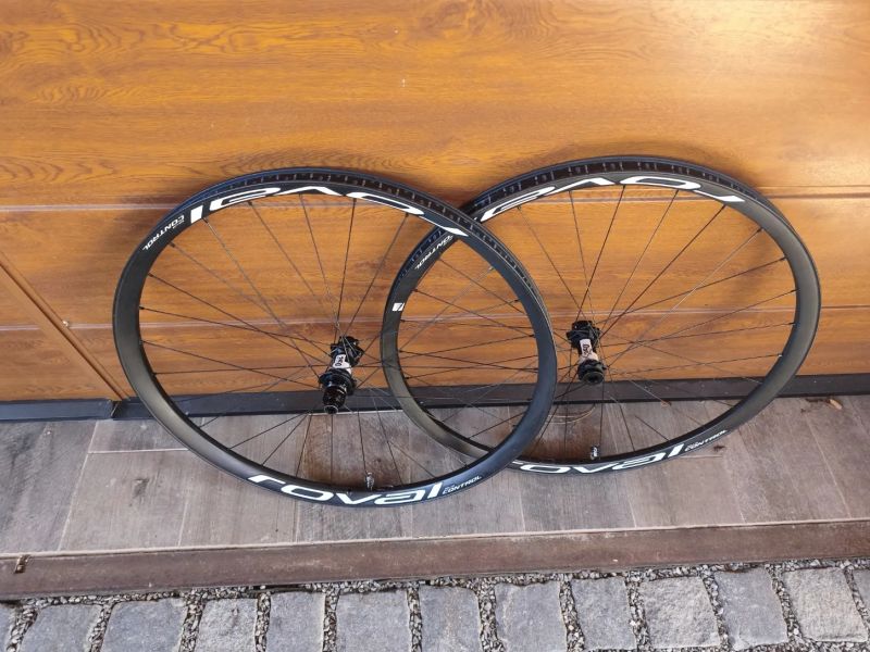 Zapletená kola ROVAL Control carbon 622x29 Boost DTswiss 350 SRAM XD
