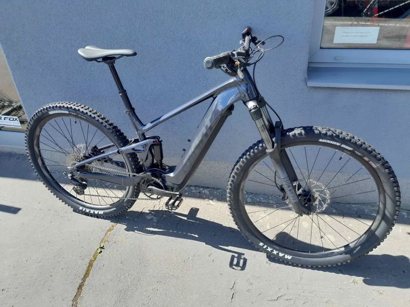 = Giant Stance E+ 1 vel M =