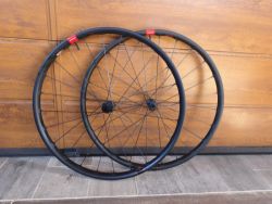 Zapletená kola Reserve 28XC na Boost nábojích DTswiss 180 SP CL 29"
