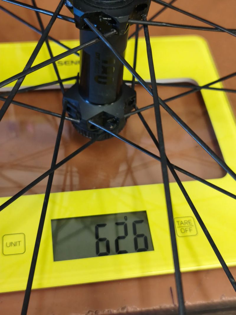 Zapletená kola Reserve 28XC na Boost nábojích DTswiss 180 SP CL 29"