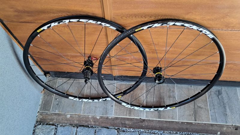 Sada zapletených kol pro Cannondale lefty 29"