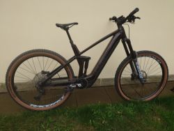 Cube stereo hybrid 140