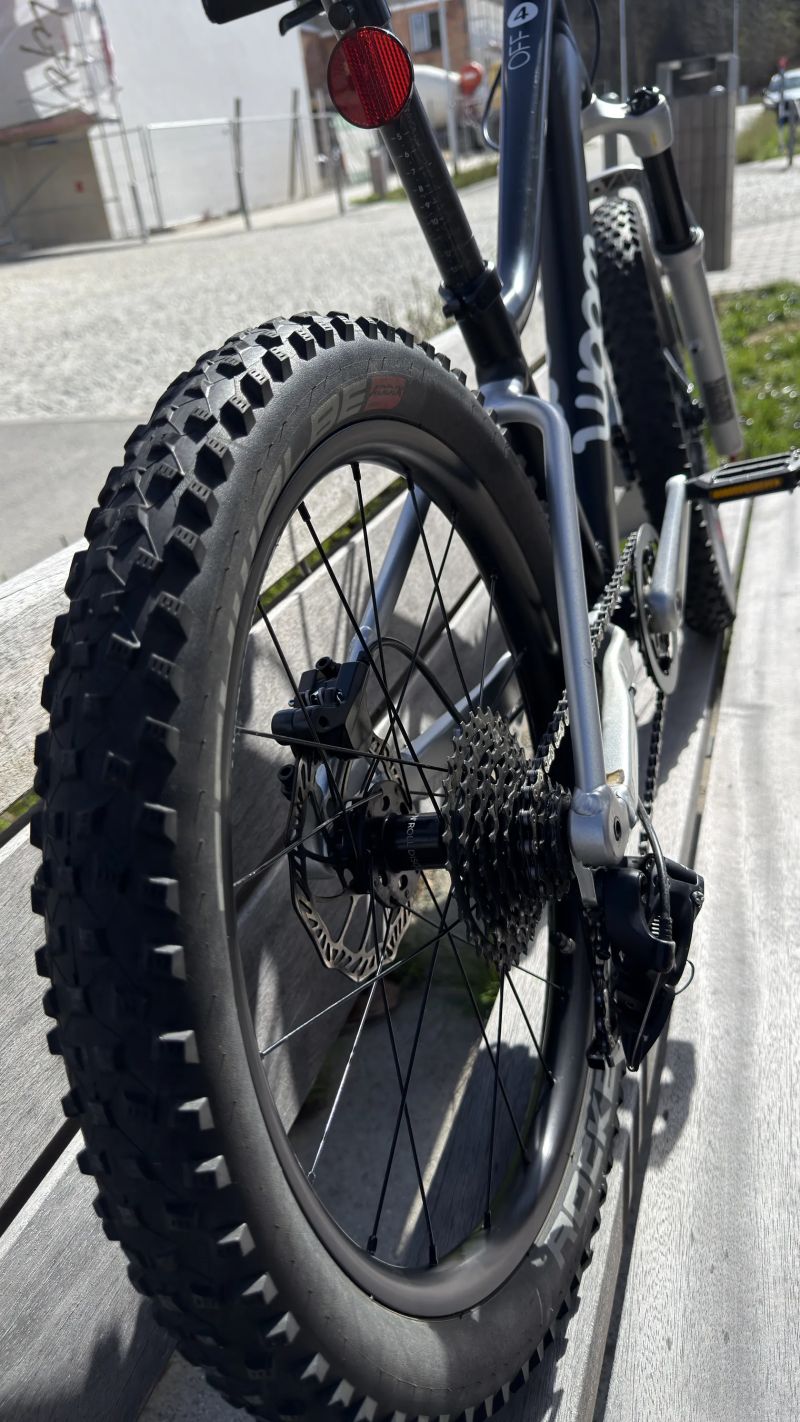 Woom Woom OFF AIR 4 (20”)