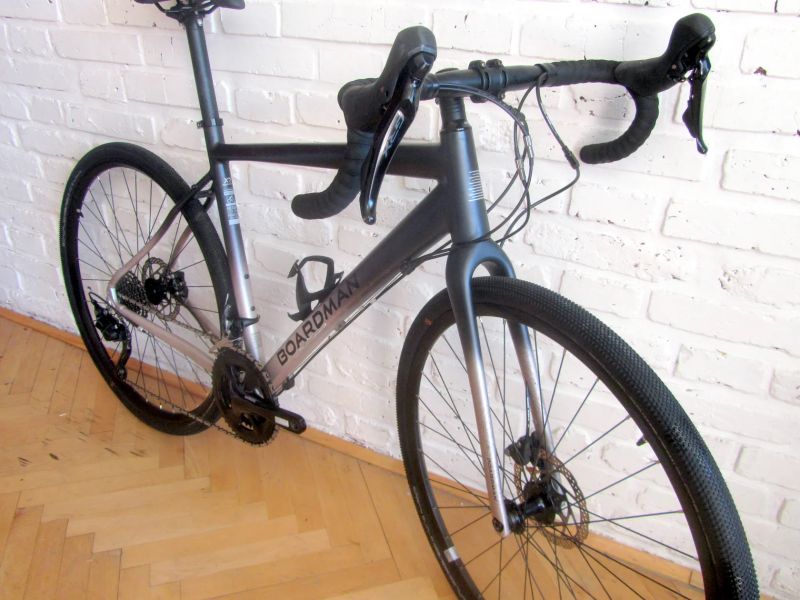 BOARDMAN ADV 8.9 na Shimano GRX600, 56 cm. Zánovní* 1ROK ZÁRUKA