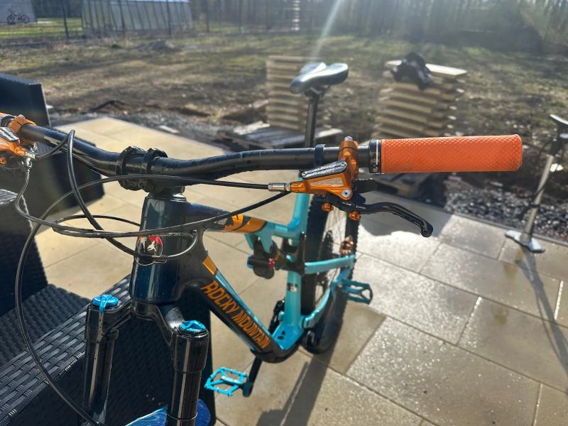 Rocky Mountain Altitude C50 Carbon