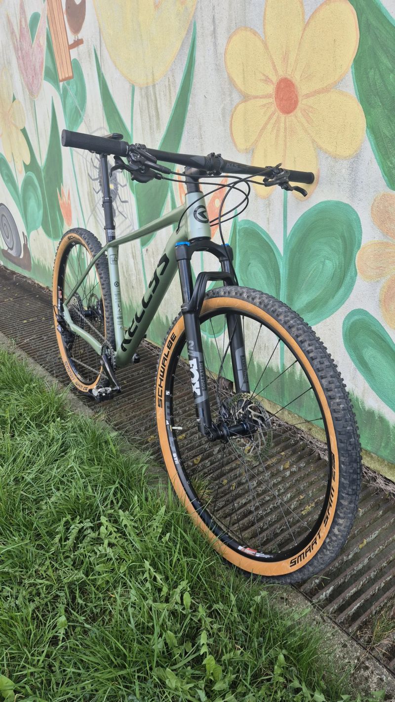 Kellys Gate 90 (2021) vel. L – FOX 32 Rhythm, kompletní Shimano XT M8100, teleskopka KS