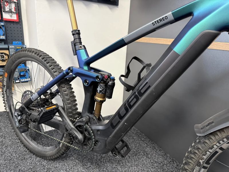 CUBE Stereo Hybrid 160HPC SLT 750 vel.M 2024 648KM KARBON