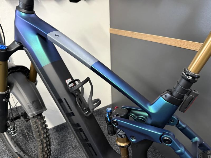 CUBE Stereo Hybrid 160HPC SLT 750 vel.M 2024 648KM KARBON