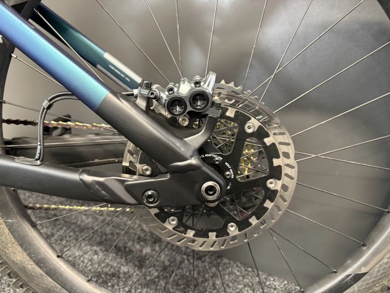 CUBE Stereo Hybrid 160HPC SLT 750 vel.M 2024 648KM KARBON