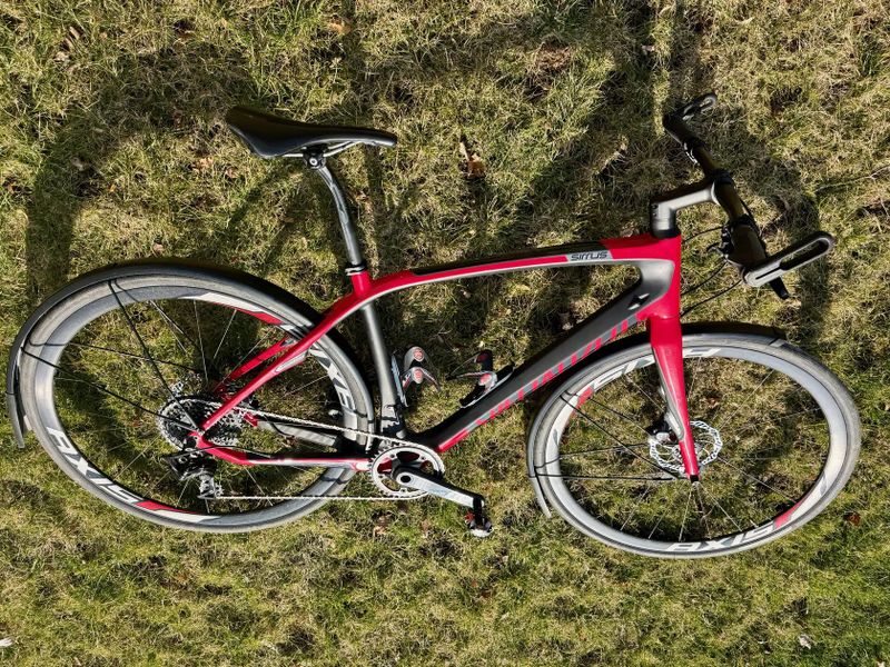 Specialized Sirrus Expert Carbon Disc. Velikost M,10,5kg