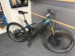 CUBE Stereo Hybrid 160HPC SLT 750 vel.L 2024 1562KM KARBON