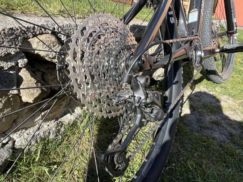 Cannondale Scalpel Carbon 3, vel. XL. Moderní raketa