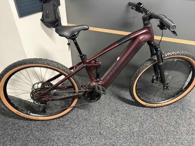 CUBE Stereo Hybrid 120 ONE 750 vel.M 2024 936km 