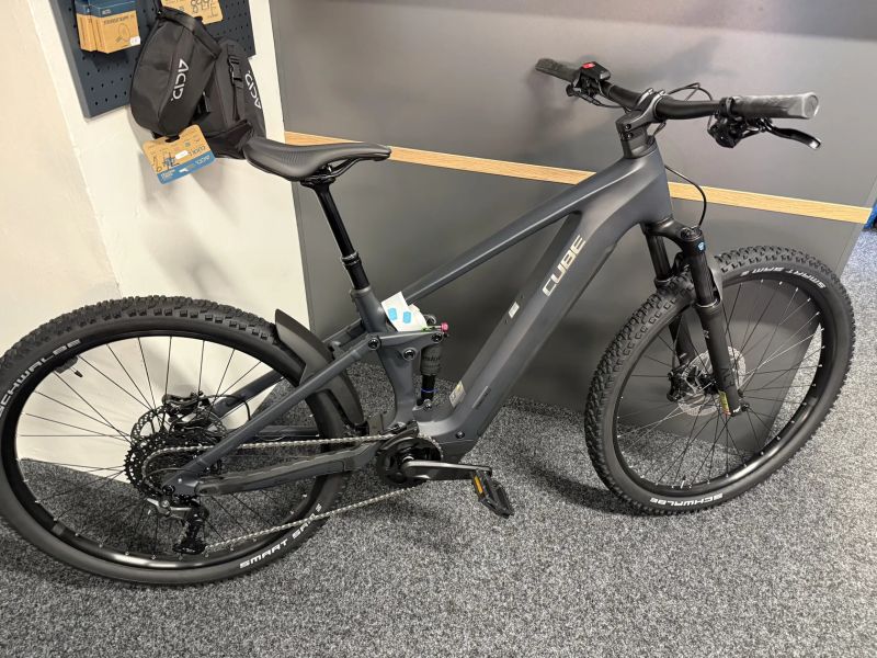 CUBE Stereo Hybrid ONE22 PRO 800 vel. L a XL 2026 do 50km