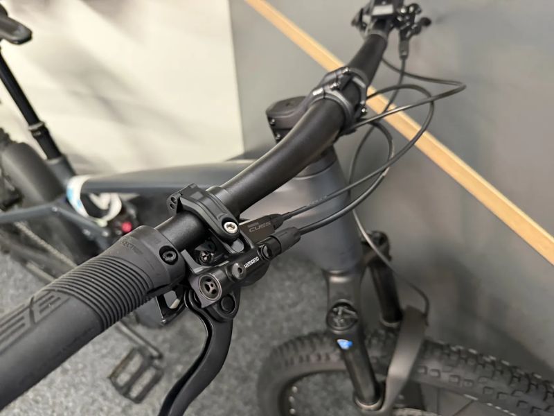 CUBE Stereo Hybrid ONE22 PRO 800 vel. L a XL 2026 do 50km