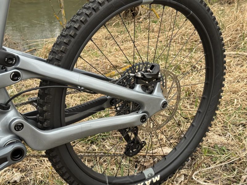 REZERVACE - YT Capra Uncaged 11 (NOVÉ)