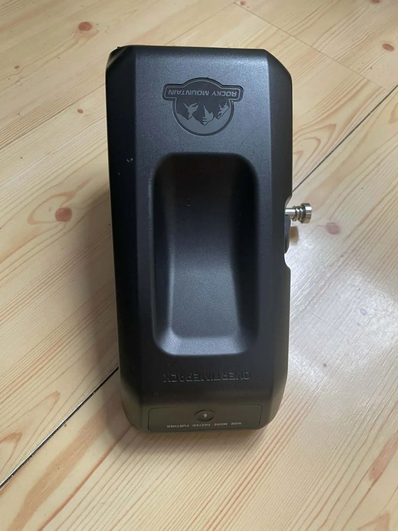 Zánovní externí baterie Rocky Mountain Overtimepack 2.0 314 Wh