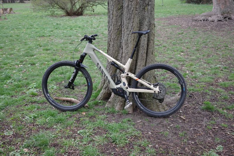 Canyon Neuron:ON CF 9, XL, Najeto cca 600 km, Původní cena 156,999 Kč