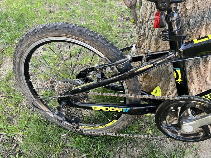 Leader Fox Baddy 20"