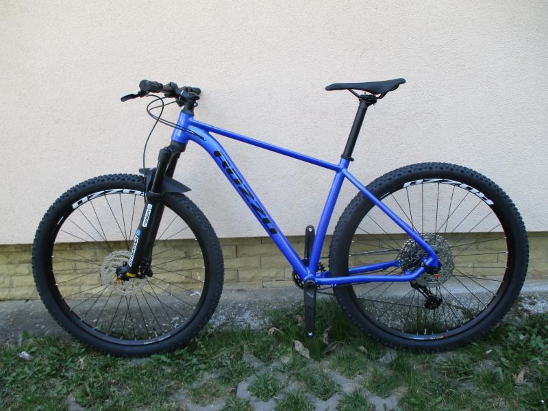 Nové 29" kolo ROZZO BOOST 30 19", Deore 1x12, vzduch. vidlice Suntour Raidon 34, pevné osy