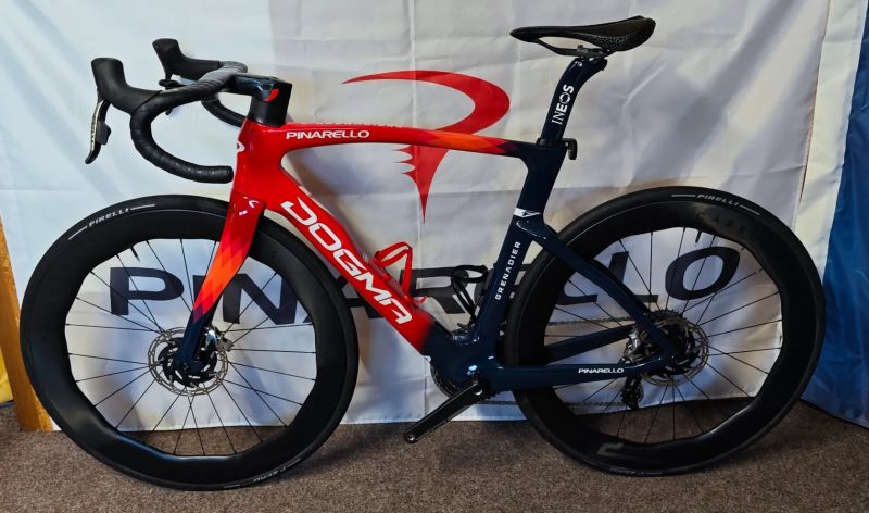 Prodám Pinarello Dogma F vel. 54, SRAM RED 2x12
