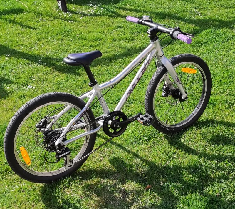 Dětské lehké celohliníkové kolo Amulet Youngster 20"
