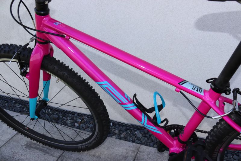 Superior FLY 27 vel. XS