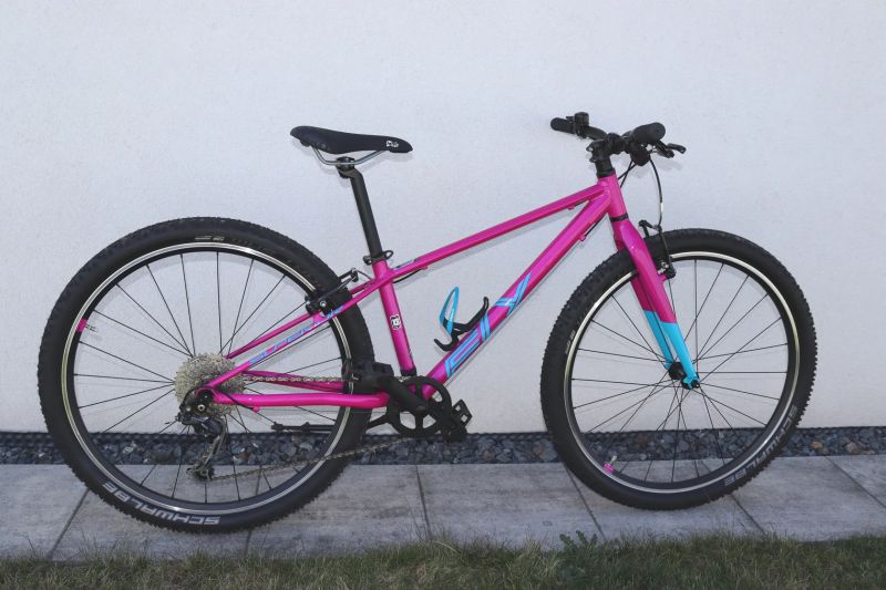 Superior FLY 27 vel. XS